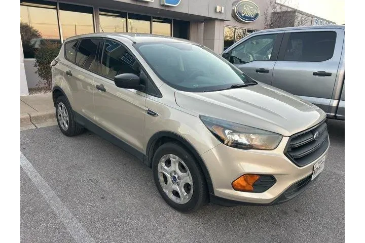 $8995 : Ford Escape 2018 S 4dr SUV image 5
