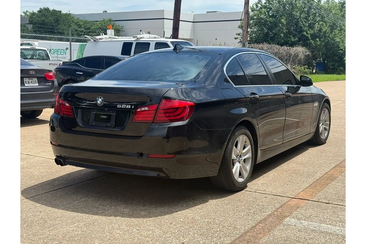 $8990 : 2012 BMW 528i image 5