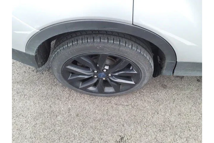 $13242 : Ford Escape 2019 SE 4dr SUV image 9