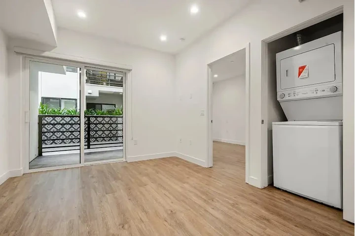 $1100 : Apartamento moderno y privado image 4