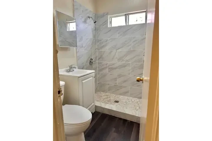 $1850 : OPEN HOUSE - 26 Y 27 DE JULIO image 7