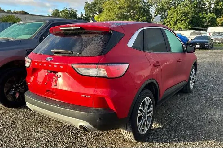 $23962 : Ford Escape 2022 AWD SEL 4dr image 5
