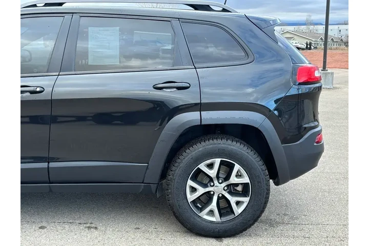 $14799 : Jeep Cherokee 2016 4x4 Trail image 6