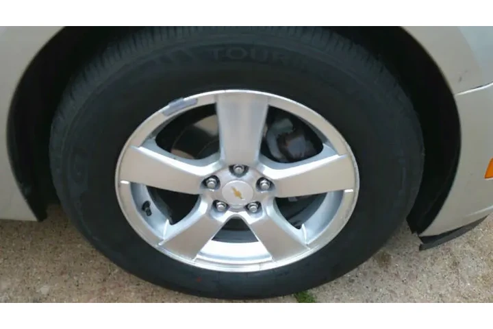 $6999 : 2012 Cruze LT Fleet image 10