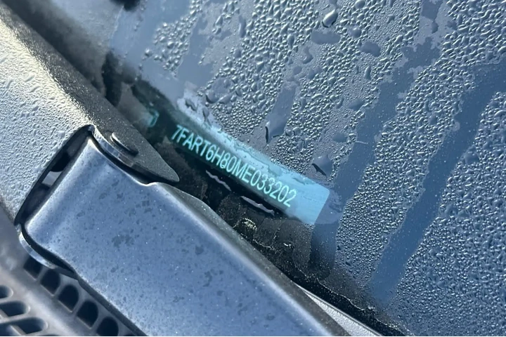 $26981 : Honda CR-V Hybrid 2021 AWD E image 2