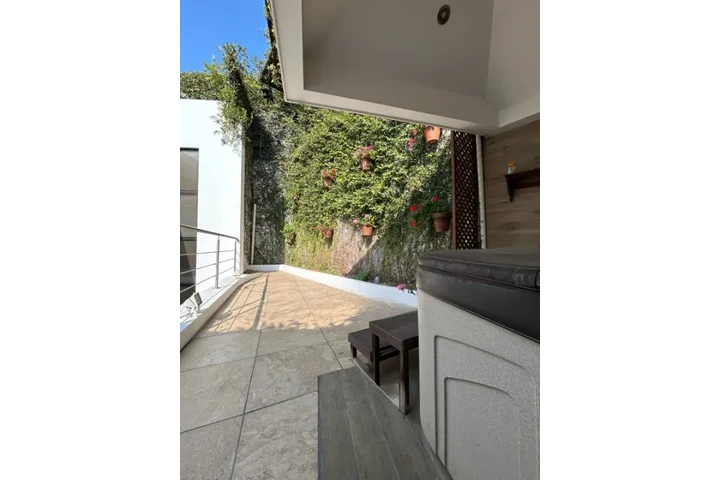 $2900 : Casa en Venta o Renta Zona 13 image 7