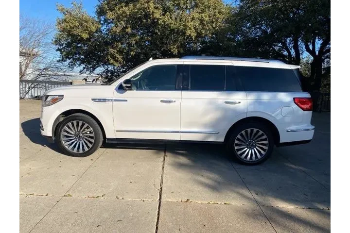 $32980 : Lincoln Navigator 2018 4x4 R image 3