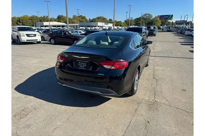 $9980 : 2016 200 4dr Sdn Limited FWD image 2