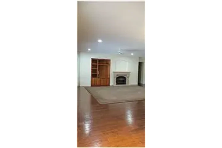 $4550 : Rental property with 4 bedro image 8