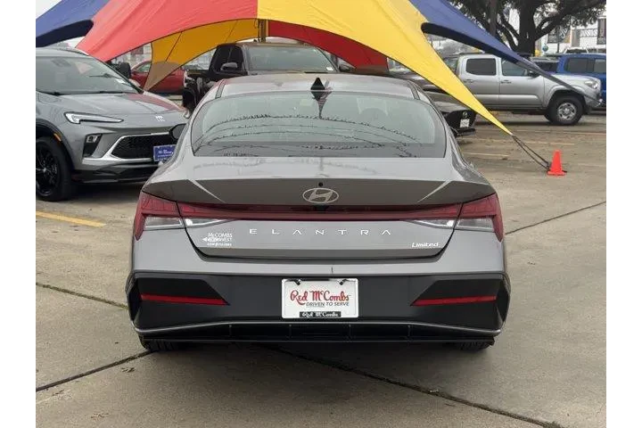 $23193 : Hyundai ELANTRA 2025 Limited image 6