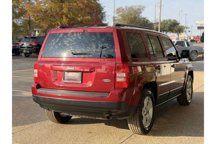 $11999 : 2014 Patriot High Altitude Ed image 9