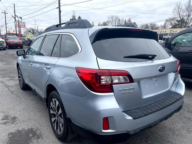 $15900 : 2015 Outback image 5