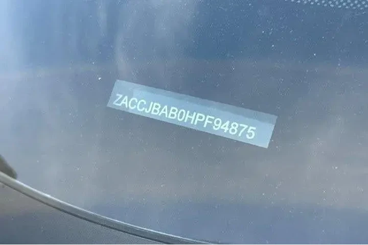 $10500 : Jeep Renegade 2017 4x4 Sport image 3