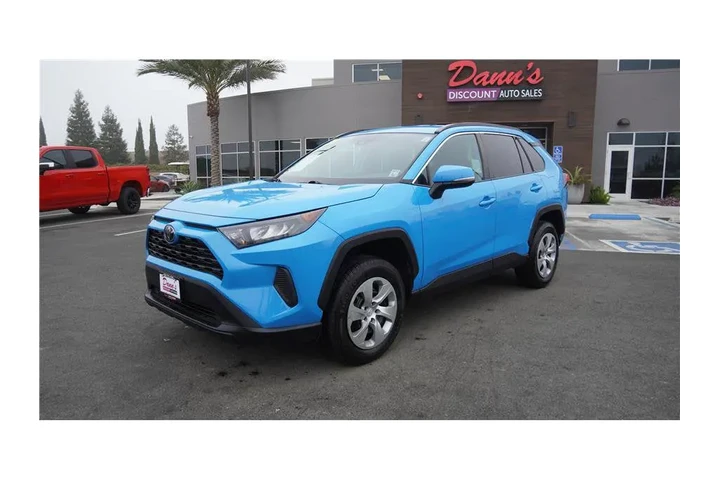 $19984 : 2021 RAV4 LE image 2