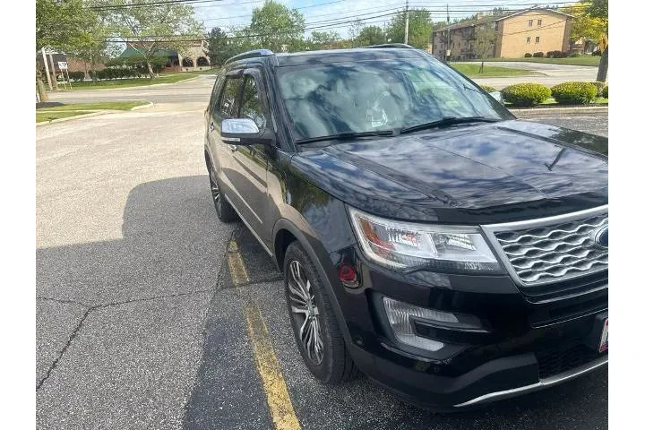 $17998 : Ford Explorer 2017 AWD Plati image 4