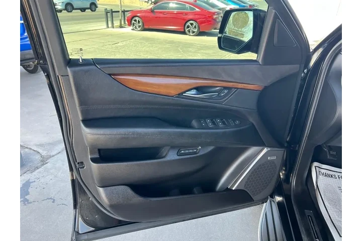 2016 Escalade Standard 2WD image 10