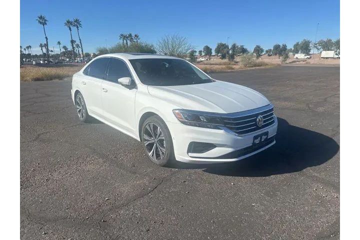 $19575 : Volkswagen Passat 2020 SEL 4 image 2