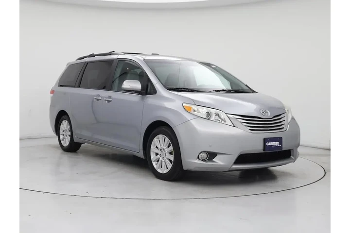$17998 : Toyota Sienna 2014 AWD XLE 7 image 1