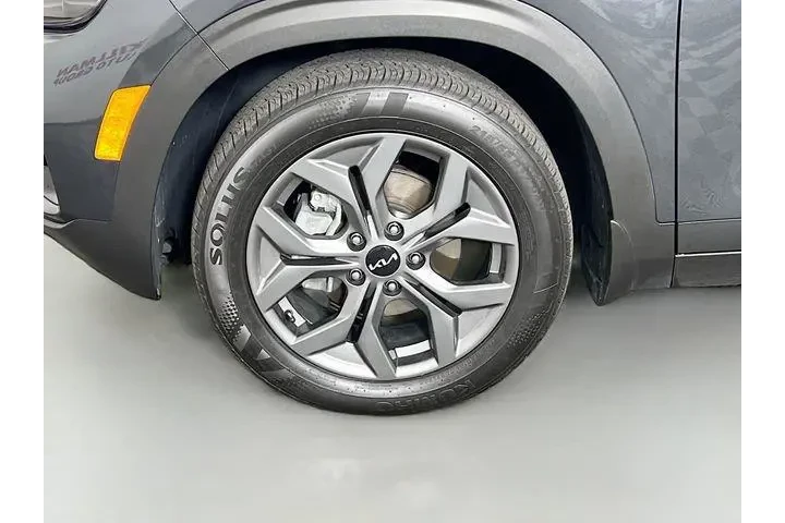 $22975 : Kia Seltos 2024 S 4dr SUV image 10