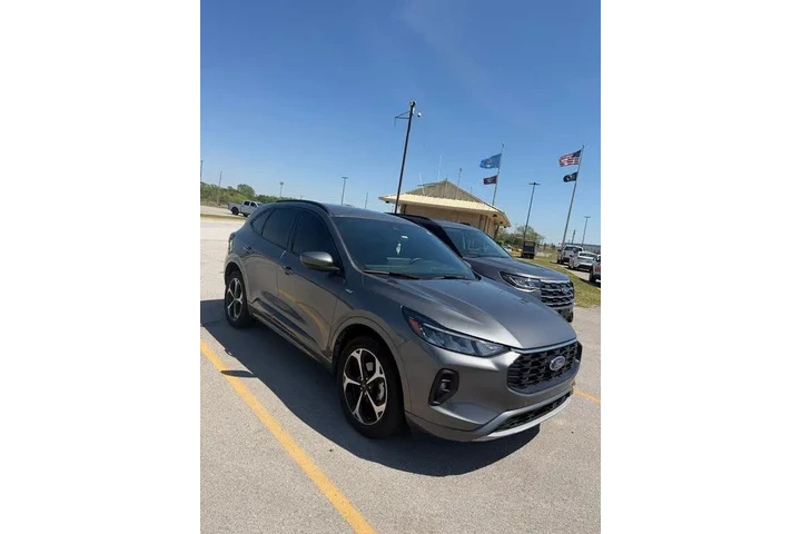 $20995 : Ford Escape 2023 AWD ST-Line image 1