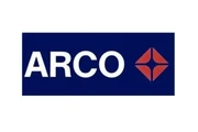 GASOLINERIA ARCO BUSCA CAJEROS en Los Angeles