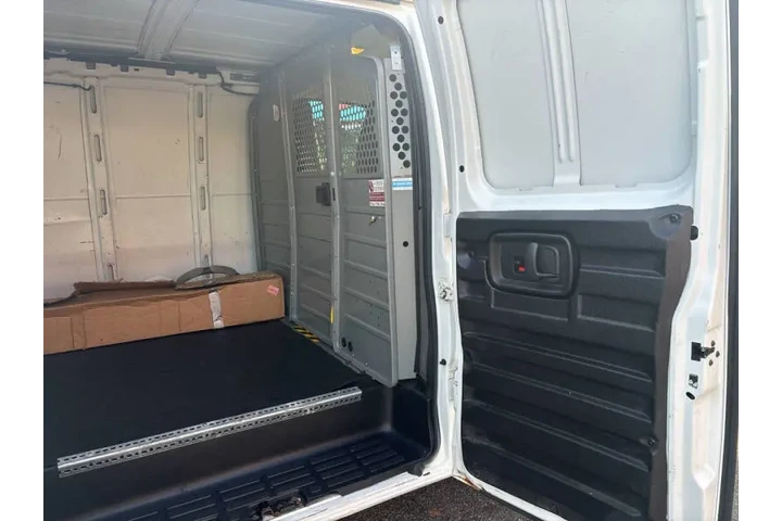 $12499 : 2013 Express 2500 image 10