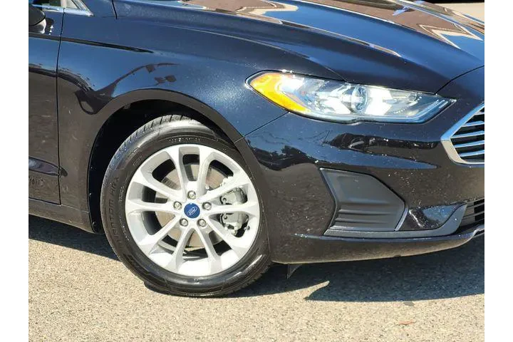 $13967 : Ford Fusion 2020 SE 4dr Seda image 6