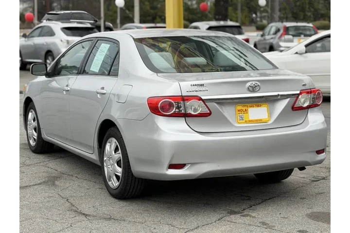 $1 : 2013 Corolla LE image 3