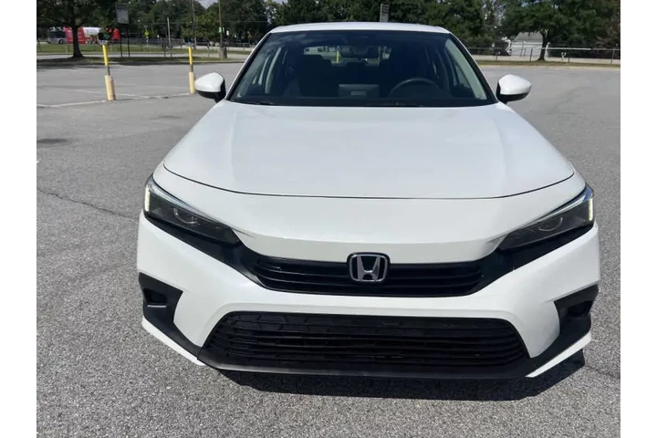 $17900 : 2022 Civic LX image 4