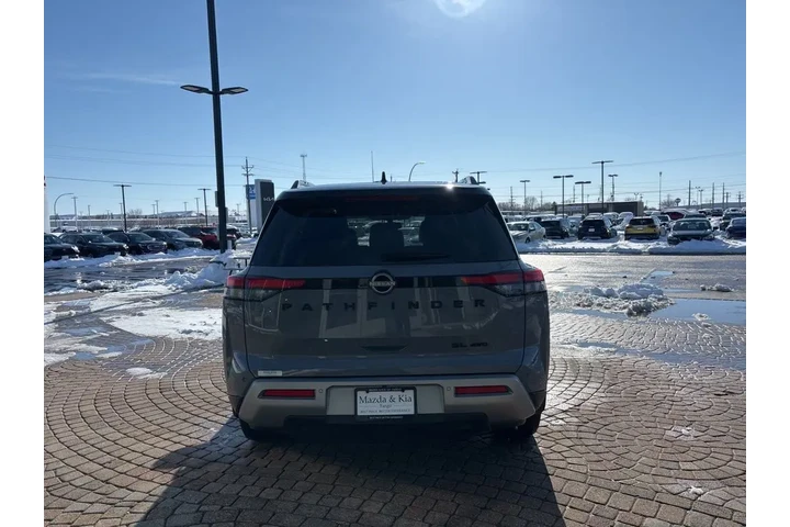 $25999 : 2022 Pathfinder SL image 6