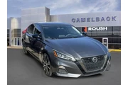 $11896 : Nissan Altima 2019 2.5 SR 4d thumbnail