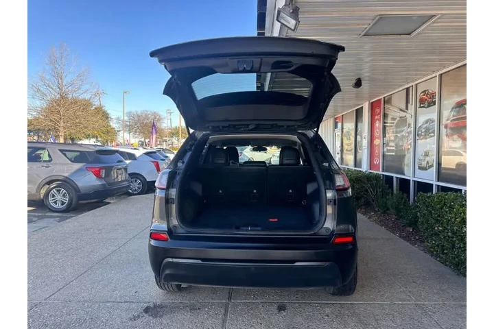 $15499 : 2020 Cherokee Altitude image 10