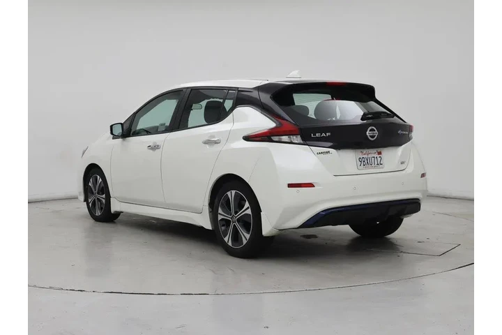 $14998 : Nissan LEAF 2022 SV 4dr Hatc image 2