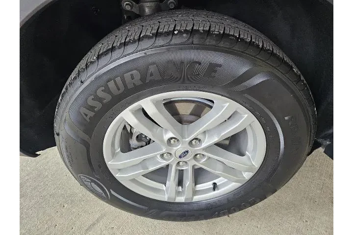 $27990 : Ford Explorer 2022 AWD XLT 4 image 10