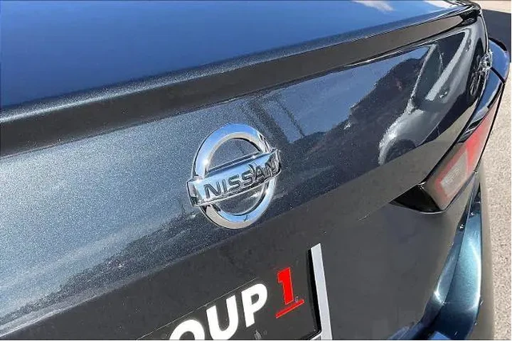 $19986 : Nissan Altima 2022 2.5 SV 4d image 9