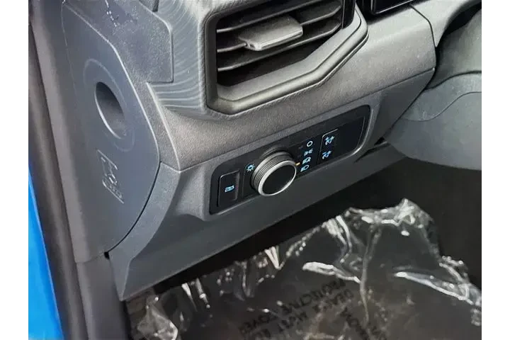 $28990 : Ford Mustang 2024 EcoBoost 2 image 10