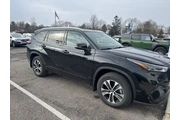 $33858 : Toyota Highlander 2022 AWD X thumbnail