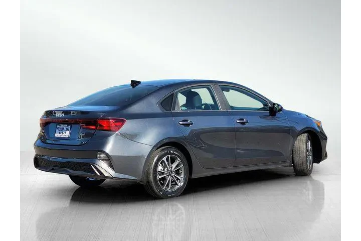 $18238 : Kia Forte 2024 LXS 4dr Sedan image 4