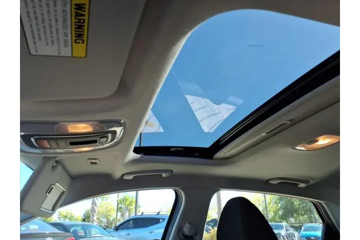 $24990 : Hyundai ELANTRA 2024 SEL 4dr image 6