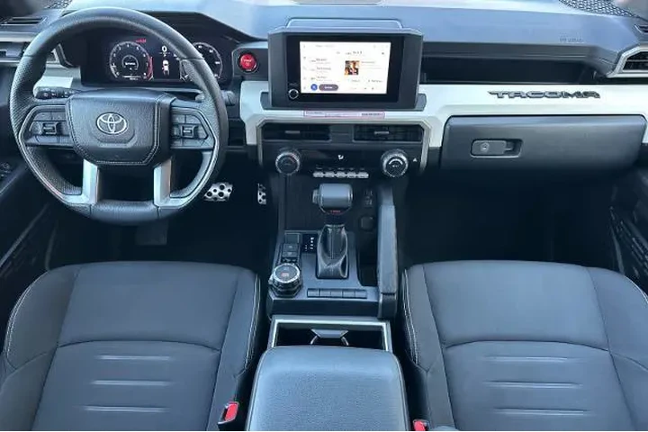 $39000 : Toyota Tacoma 2024 4x4 TRD S image 3