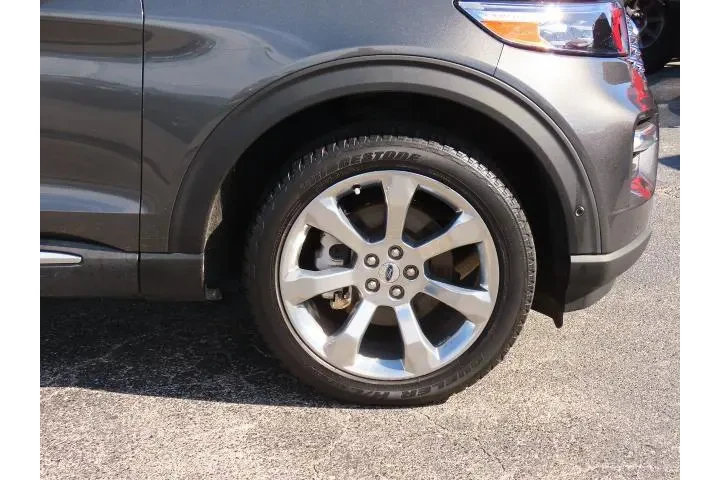 $23999 : Ford Explorer 2020 AWD Plati image 9