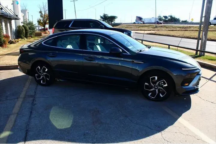 $24580 : Hyundai SONATA 2024 AWD SEL image 5