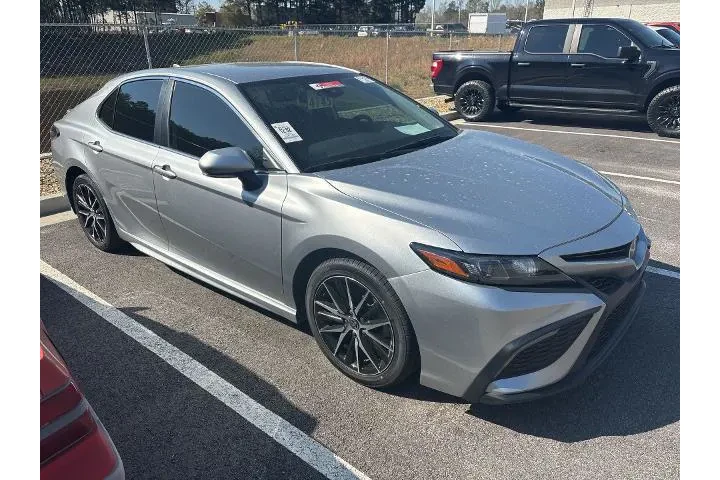 $24150 : Toyota Camry 2024 SE 4dr Sed image 2