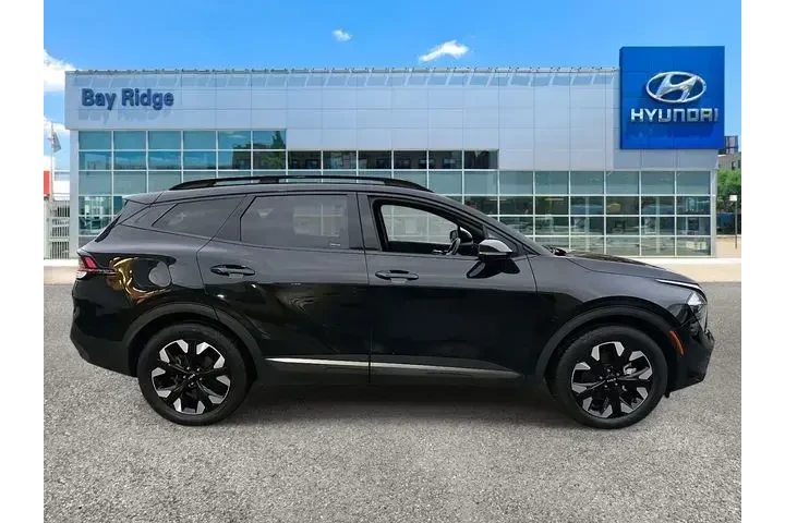 $24893 : Kia Sportage Plug-In Hybrid image 2