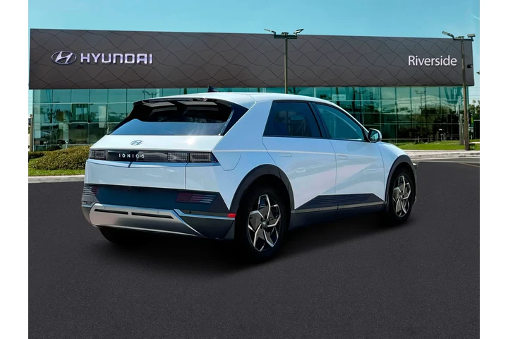$25991 : Hyundai IONIQ 5 2024 SE 4dr image 7