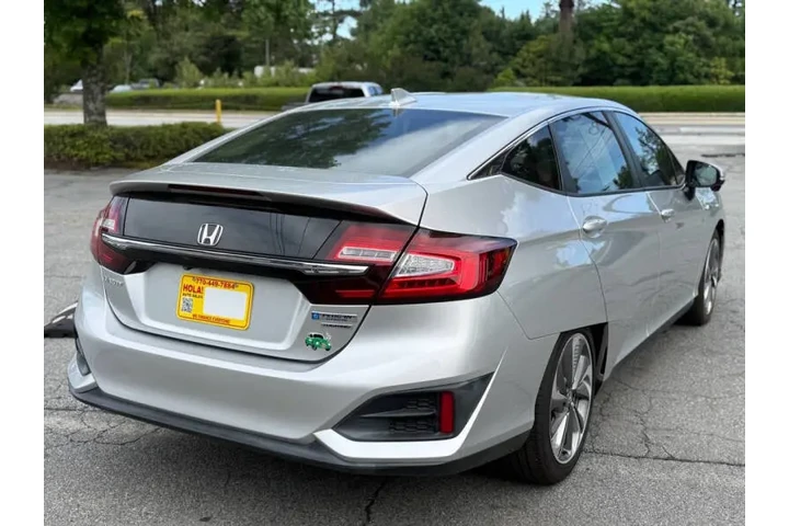 $12900 : 2018 Clarity Plug-In Hybrid T image 6