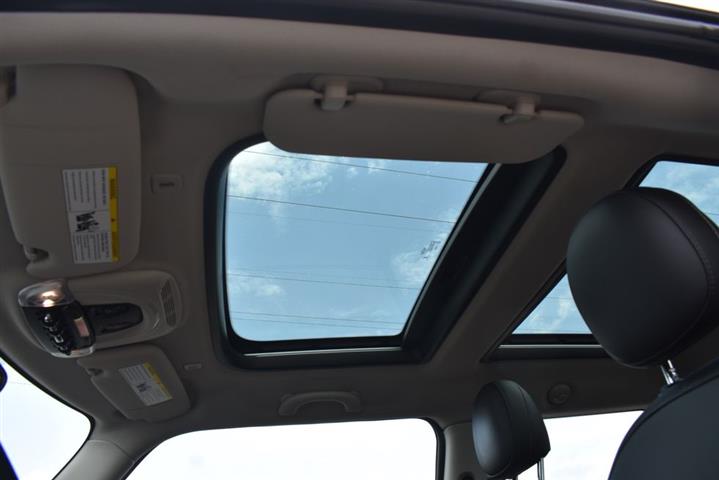 2019 Hardtop 2 Door Cooper image 3