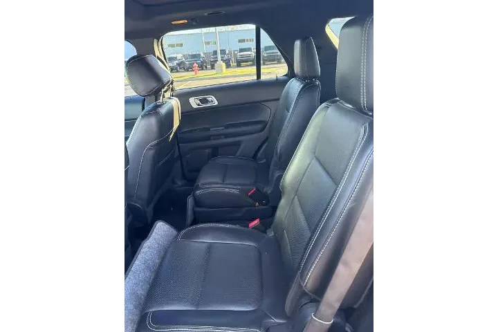 $11359 : Ford Explorer 2014 AWD Sport image 9