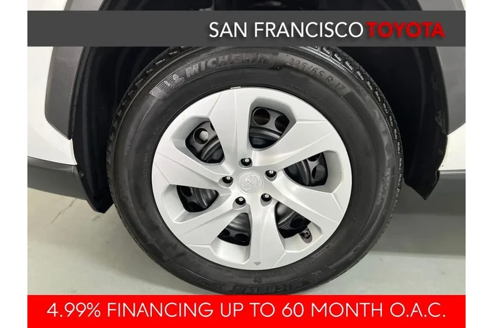 $30888 : Gold Certified2025 RAV4 LE image 9