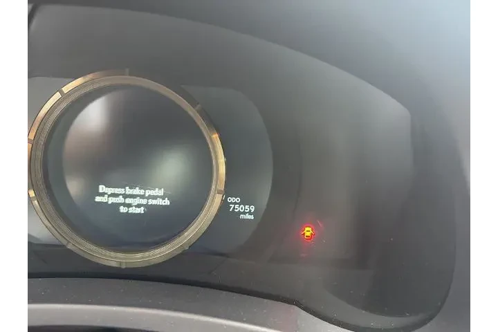 $20725 : Lexus IS 250 2015 4dr Sedan image 4